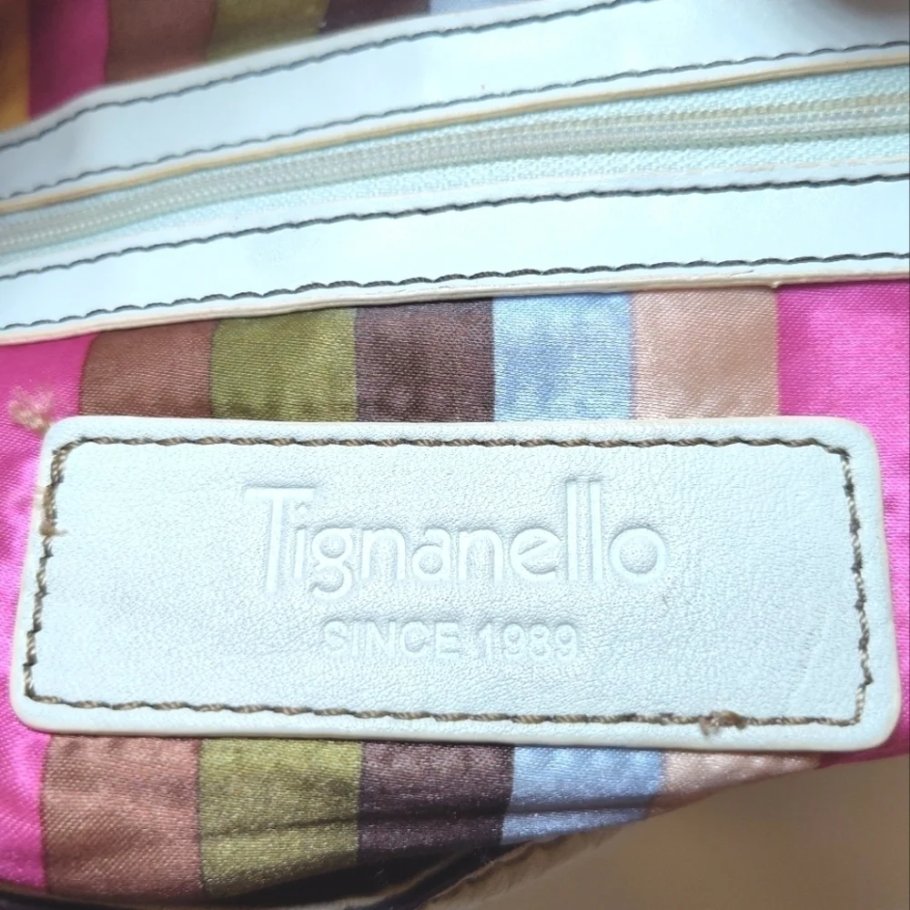 Tignanello crema shoulder bag extra large.